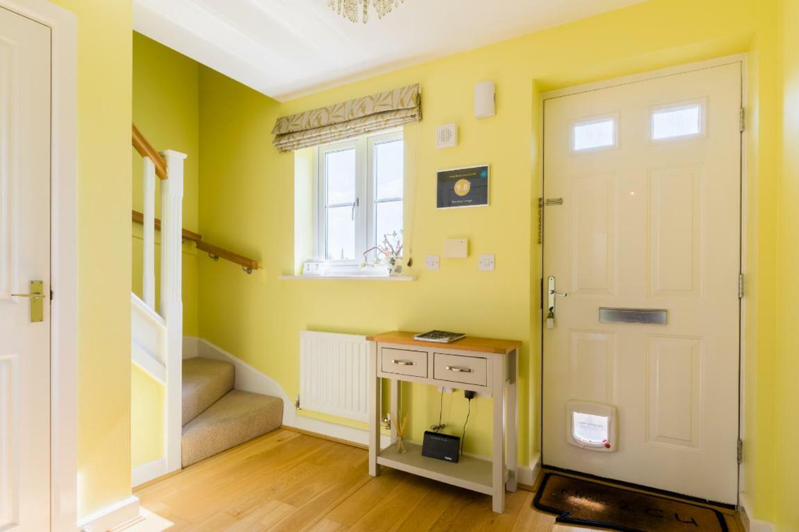 Riverside Cottage Ившам Екстериор снимка